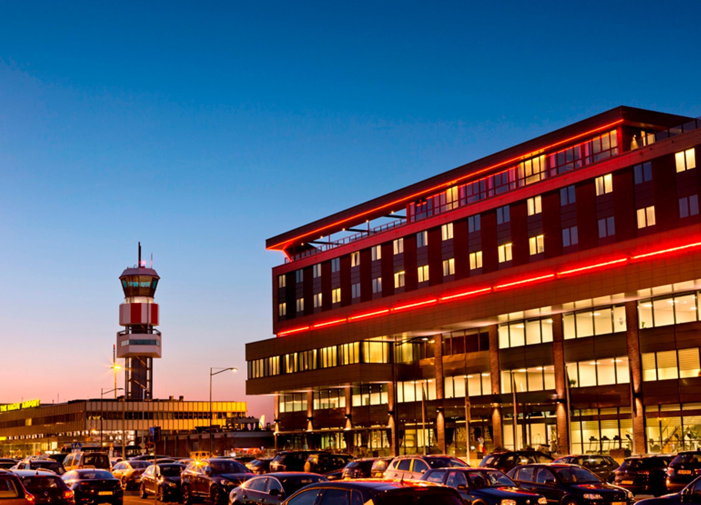 Fletcher Hotel-Restaurant Wings-Rotterdam Bagian luar foto