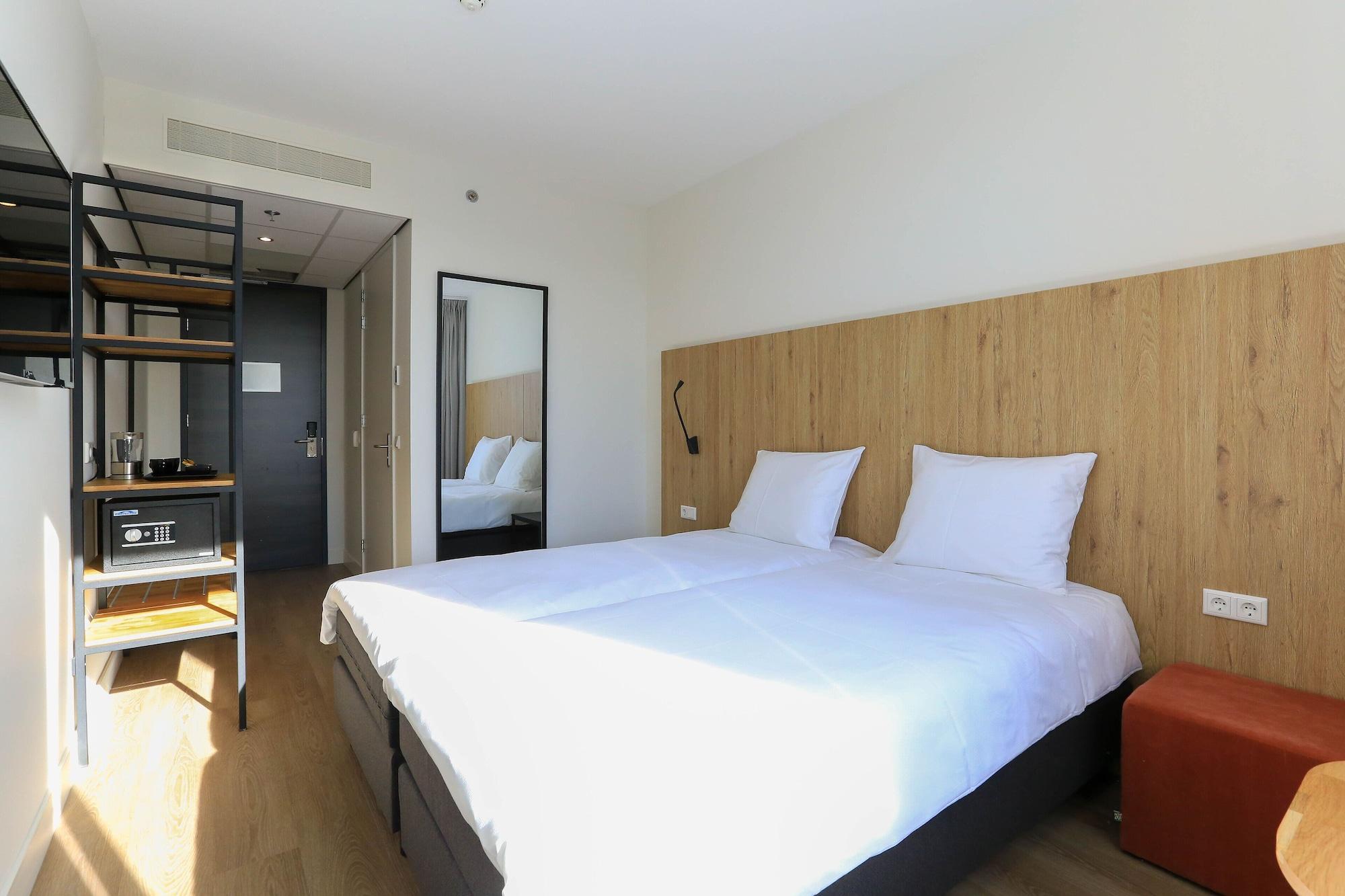Fletcher Hotel-Restaurant Wings-Rotterdam Bagian luar foto